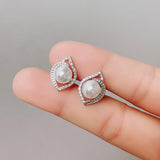Elegant Zircon Leaf Stud Earrings 925 Silver