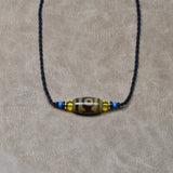 Agate Beads Hand-Knit Women's Short Necklace with 3 Eye DZI Amulet
