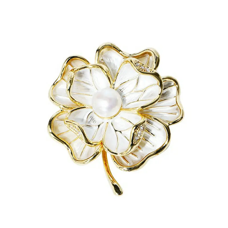 14K Plated Freshwater Pearl Flower Dress Brooch Lady Jewelry Accessory