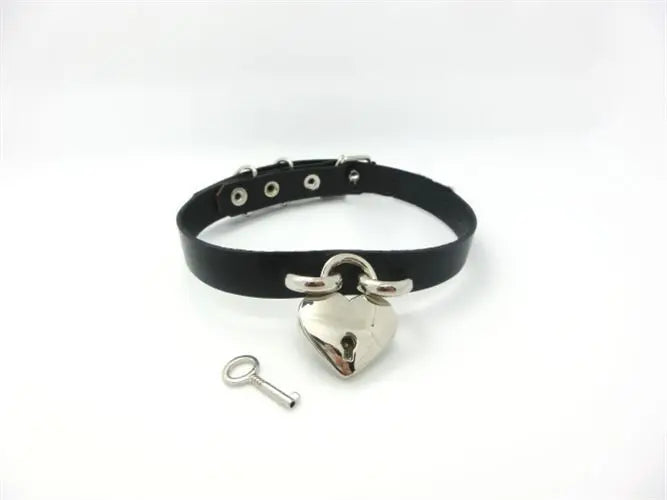 Punk Leather Choker Necklace Heart Lock Rivet Harajuku Collar Goth Neck Belt