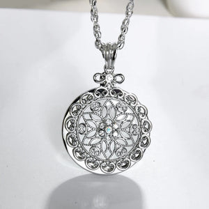 Flower Crystal Magnifying Necklace for Reading