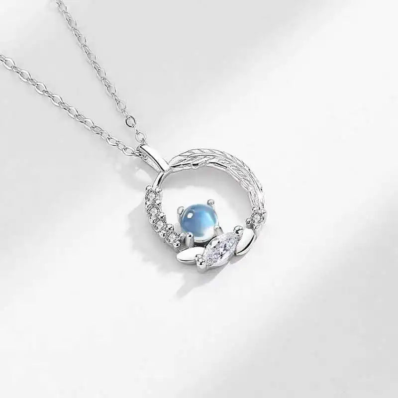 Elegant Silver Feather Zircon Pendant Necklace