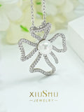 Beimu Pearl Bow Pendant Necklace with Carbon Diamond - Elegant and Versatile