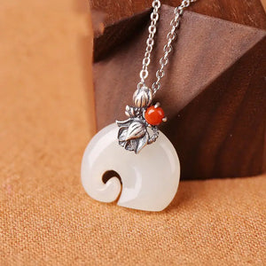 Silver Inlaid Elephant Chalcedony Pendant Necklace Retro Charm Jewelry