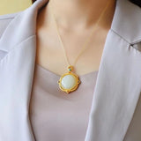 Chinese Retro Silver Inlaid Chalcedony Egg Face Pendant Necklace