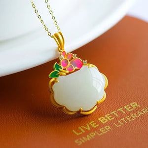 Silver Inlaid Hetian Chalcedony Plant Pendant Necklace