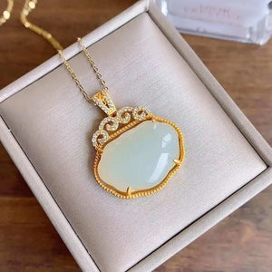 Silver Inlaid Hetian Chalcedony Pendant Necklace with Diamond