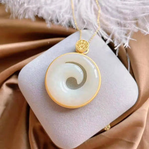 Silver Inlaid Hetian Jade Round Pendant Necklace