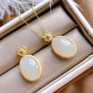 Hotan Chalcedony Turquoise Oval Pendant Necklace