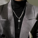 Snowflake Pendant Necklace Light Niche Sense Female Tide Temperament Jewelry
