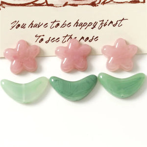 50pcs Cartoon Flowers/Leaves Resin Beads DIY Jewelry Earring/Hair Accessory