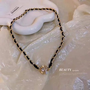 Creative Magnet Stitching Rhinestone Necklace Clavicle Chain