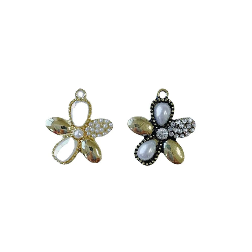 Vintage Style Pearl Crystal Rhinestone Alloy Flower Necklace Pendants Charms