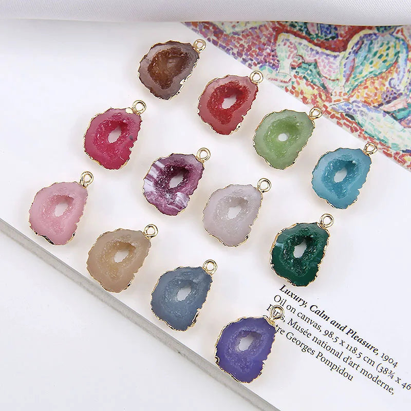 20pcs/Lot Irregular Stone Shape Alloy Charms Necklace Pendants