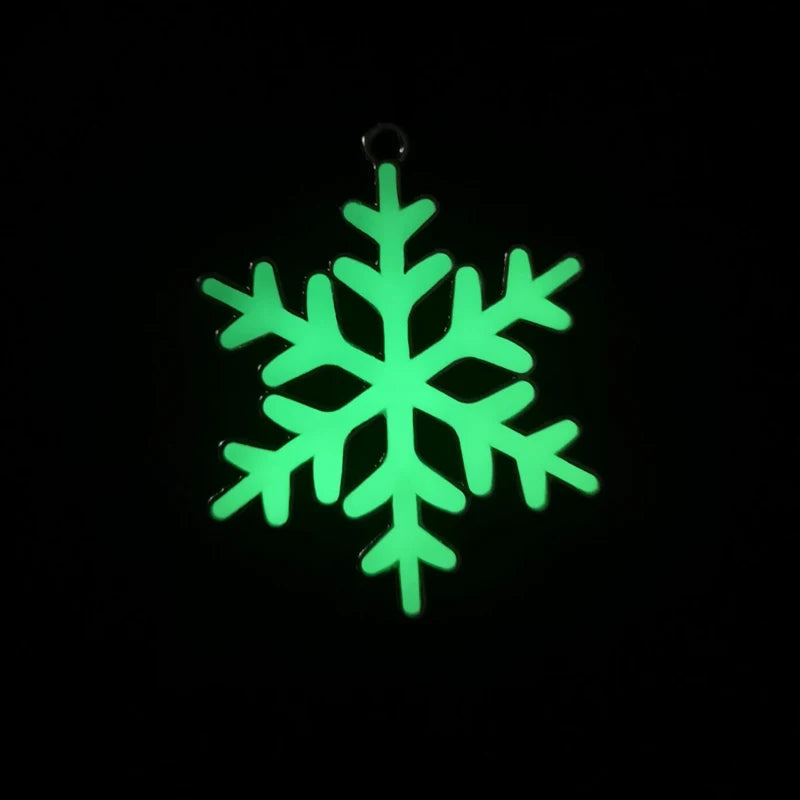 Enamel Glow In Dark Snowflake Pendants - 10pcs/Lot