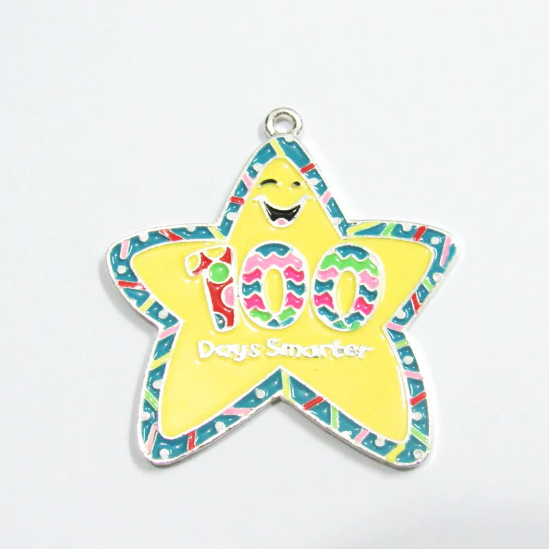 10pcs Colorful Star '100 Days Smarter' Pendants