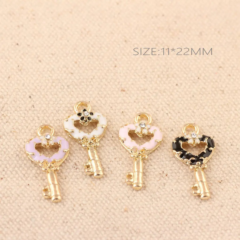 50PCS Oil Drop Heart Key Pendant Alloy DIY Ornament Accessory