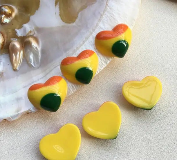 50pcs Cartoon Hearts Resin Flatback Beads DIY Jewelry Accessory