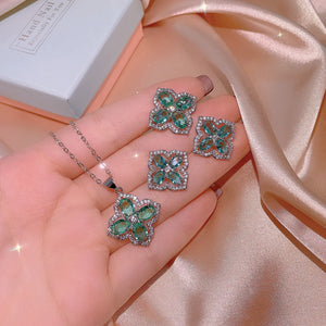 Inlaid & Cultivated Emerald 4-Leaf Clover Japanese 3-Piece 925 Silver Necklace