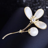 Nature Shell Flower Broochpin with Pearl for Women Jewelry