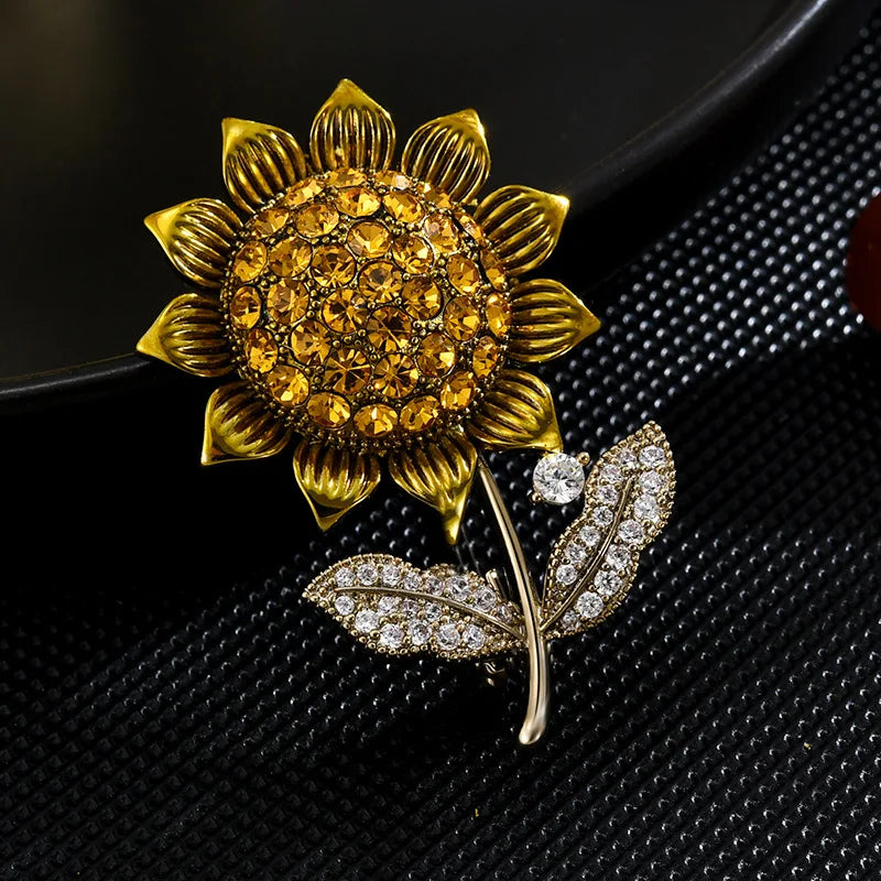 Crystal Sunflower Brooch Zircon Pin Woman Accessori Jewelry