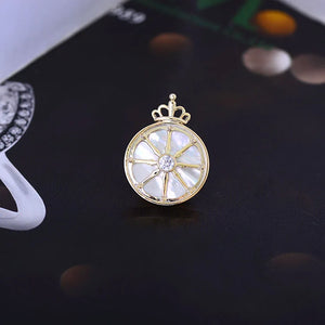 Small Brooch Shell Lapel Pin for Woman Accessories Jewelry