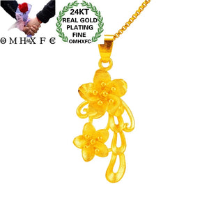 European Fine Woman Girl Party Birthday Wedding Gift Rose Pendant Charm