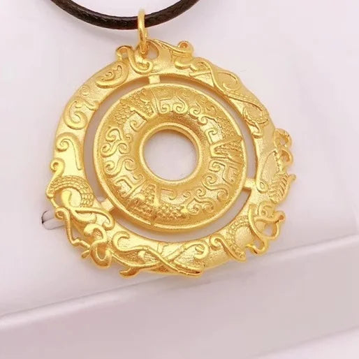 European Hot Woman Vintage Round Pendant Charm
