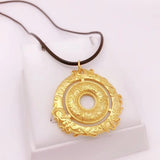 European Hot Woman Vintage Round Pendant Charm