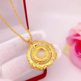 European Hot Woman Vintage Round Pendant Charm