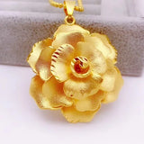 European Hot Fine Woman Girl Party Flower Pendant Charm