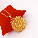 European Hot Fine Woman Girl Party Birthday Wedding Flower Pendant Charm