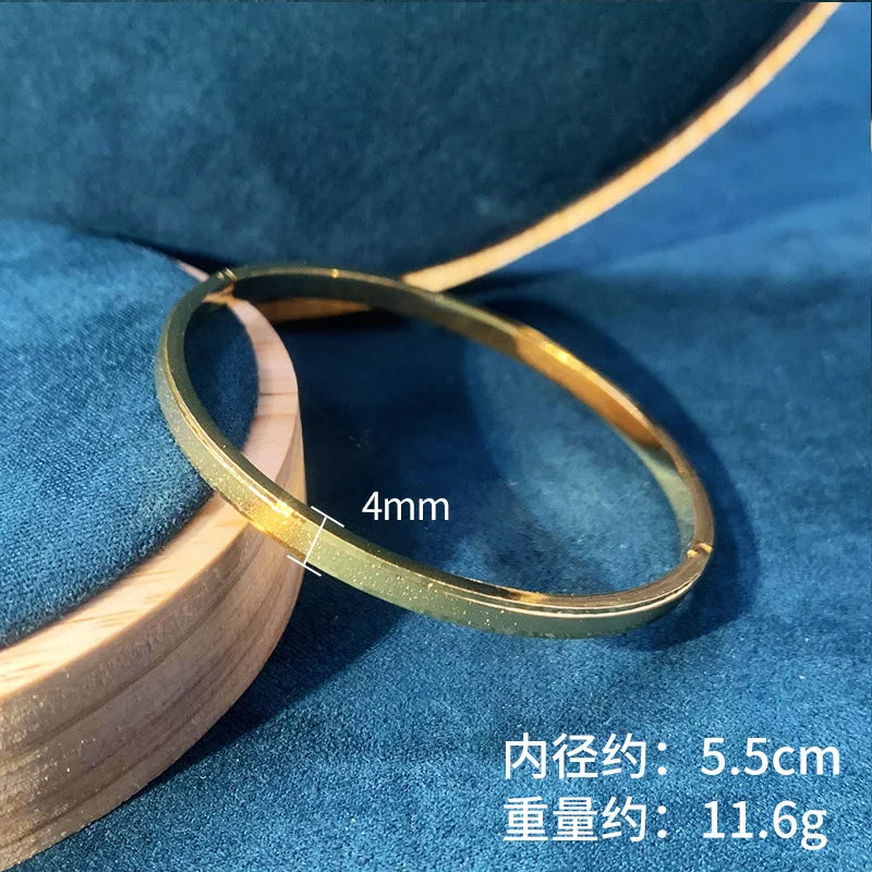 European Fine Woman Girl Mother Party Birthday Wedding Gift Bracelet Bangle