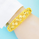Vintage Hollow Flower 18KT Open Bangles Bracelets BE41