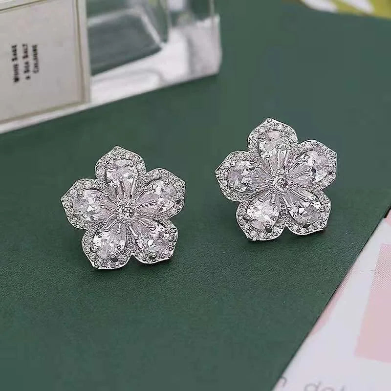 European Fine Zircon Stud Earrings