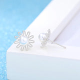 European Woman Daisy Flower Pearl Silver Stud Earrings