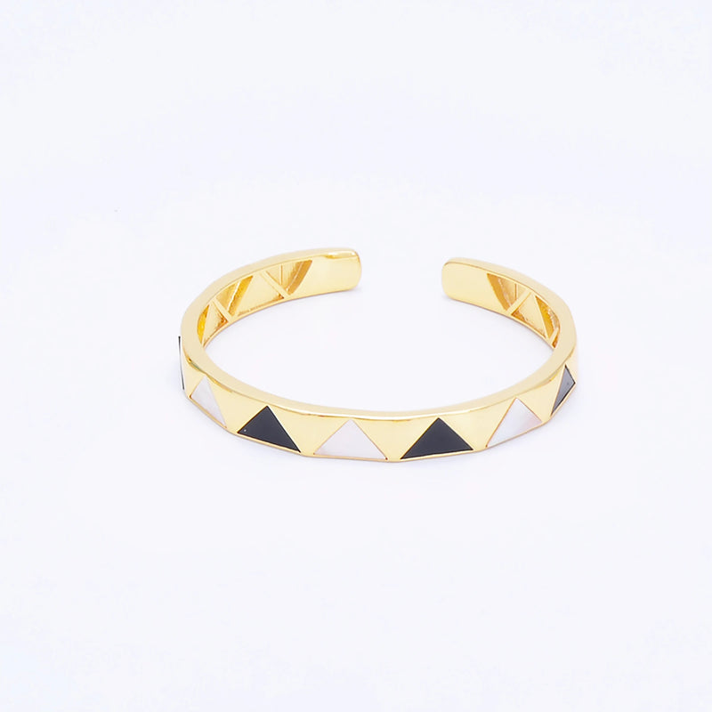 Women's Triangle Plaid Charm Bracelet with Artificial Stone in Gold