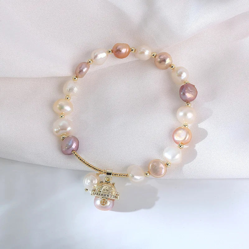 Summer Lucky Cat Beaded Freshwater Pearl Charm Bracelet