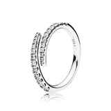 925 Sterling Silver Pan Ring with Lettering Logo Clover Petal Bow