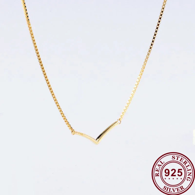 925 Sterling Silver V-shaped Wish Shining Pan Necklace for Women
