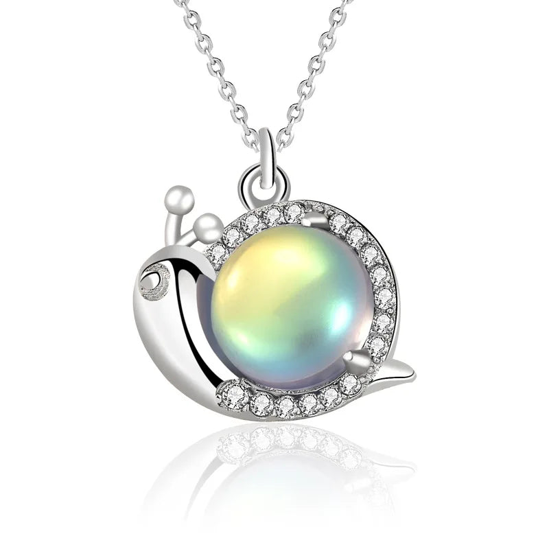 925 Silver Moonstone Snail Necklace Rural Style Personality Clavicle Chain