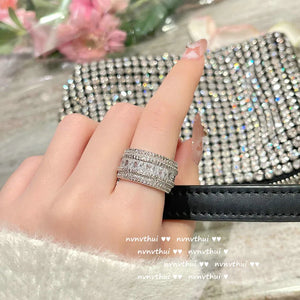 Zircon Stone Silver Wedding Ring with Bling Micro Pave for Women