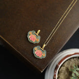 Vintage Style Sterling Silver Gilding Hetian Jade Lock Pendant