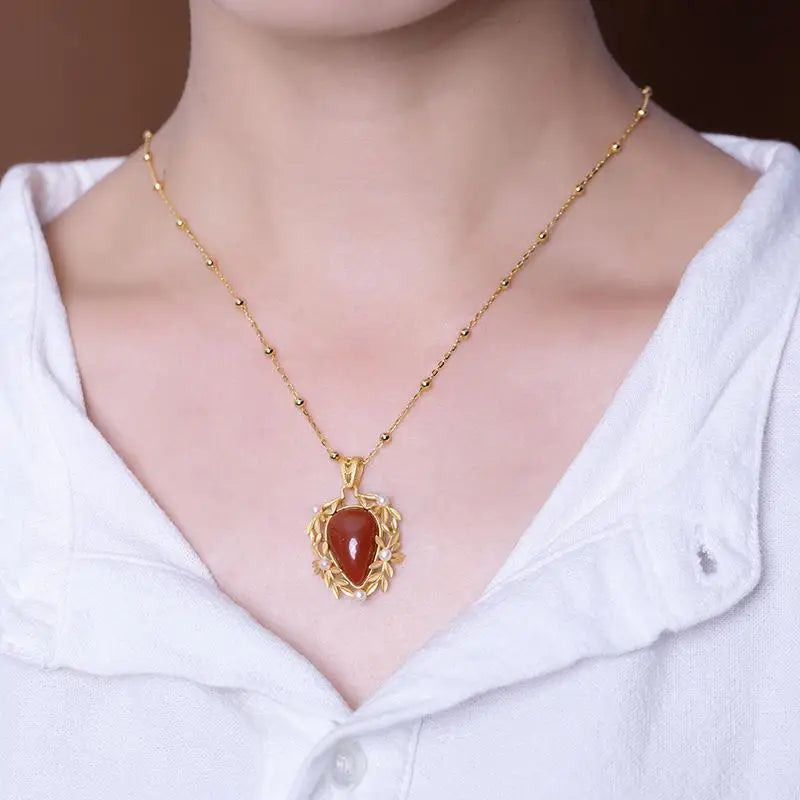 S925 Red Agate Pearl Leaf Pendant Chain Set