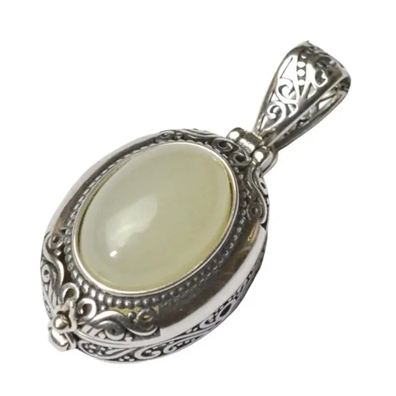 Chinese Retro Mirror Box Pendant Necklace - Women's Silver Jewelry