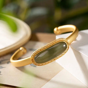 Ancient Craftsmanship Hollow Hetian Jade Pattern Bracelet