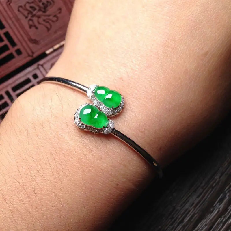 Natural Chalcedony Diamond Gourd Bracelet Charm Silver Jewelry