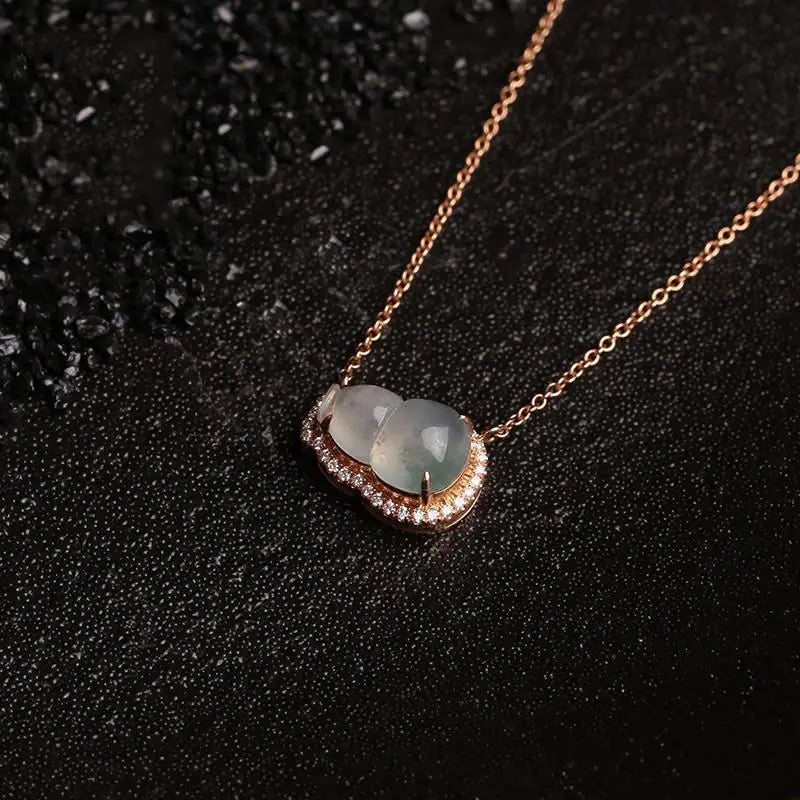 Ice Flower Chalcedony Diamond Gourd Pendant Necklace Retro Charm Female Jewelry