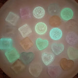 100pcs Colorful Luminous Resin Cabochons Jewelry 20mm