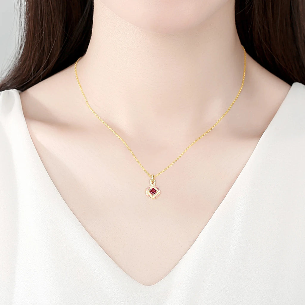 Vintage Red Zircon Gemstone Pendant 925 Sterling Silver Necklace